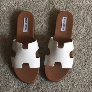 Steven Madden Greece Sandals